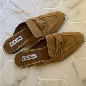 Steve Madden Camel Suede Slip-On Mule